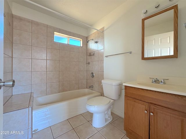 425 N 18th Drive Apt 3, Phoenix, AZ 85007