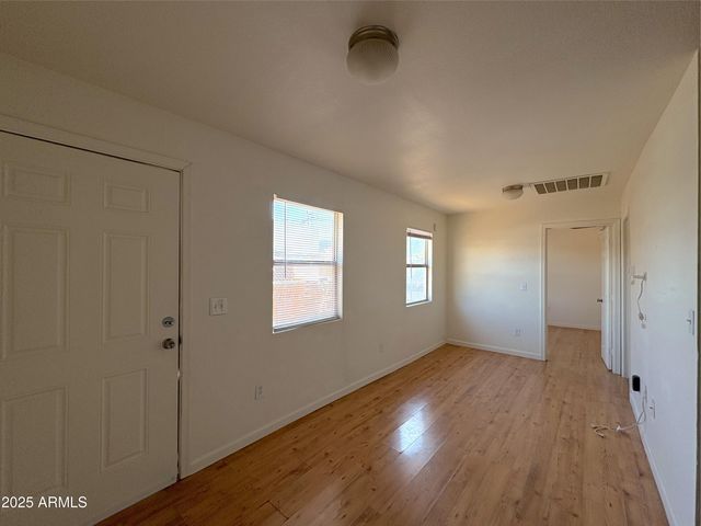 425 N 18th Drive Apt 3, Phoenix, AZ 85007