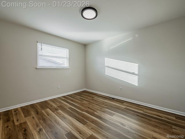 32105 Knapp Avenue, Warren, MI 48093