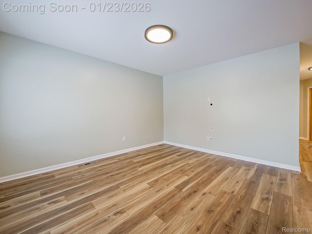 32105 Knapp Avenue, Warren, MI 48093