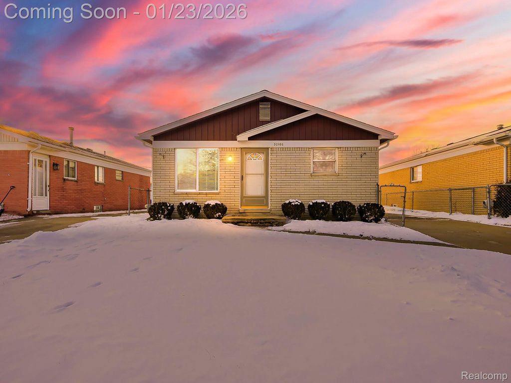 32105 Knapp Avenue, Warren, MI 48093