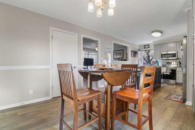 1802 Warren Dr, Clarksville, TN 37040