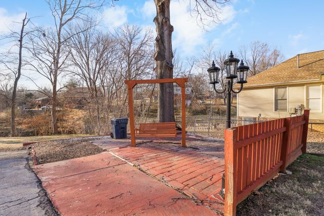 1802 Warren Dr, Clarksville, TN 37040