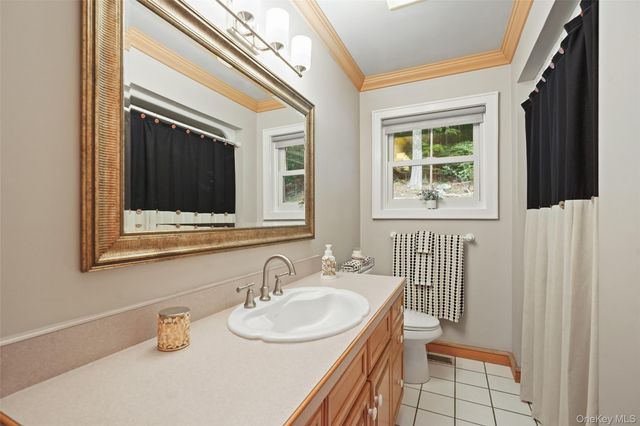 17 Glenna Drive, Carmel, NY 10512