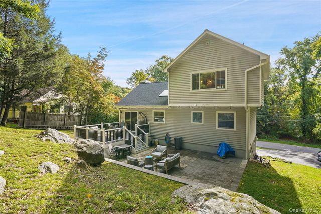 17 Glenna Drive, Carmel, NY 10512