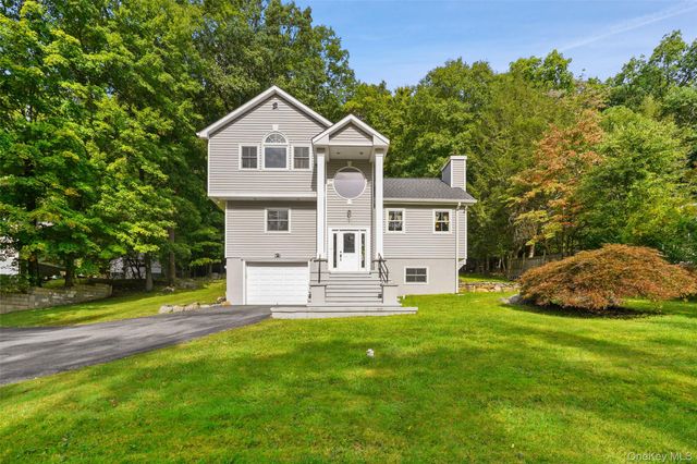 17 Glenna Drive, Carmel, NY 10512