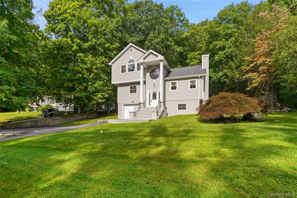 17 Glenna Drive, Carmel, NY 10512 — exterior