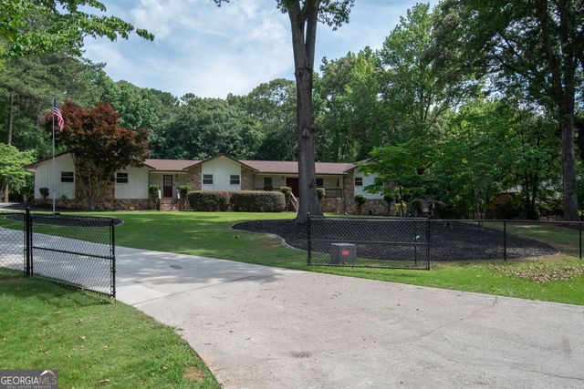 320 Marion Boulevard, Fayetteville, GA 30215