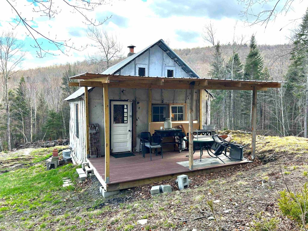 1164 Hallstrom Road, Northfield, VT 05663
