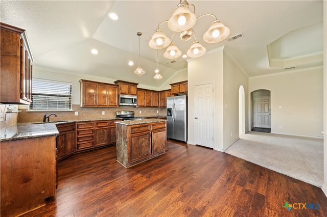1216 Hummingbird Road, Killeen, TX 76542