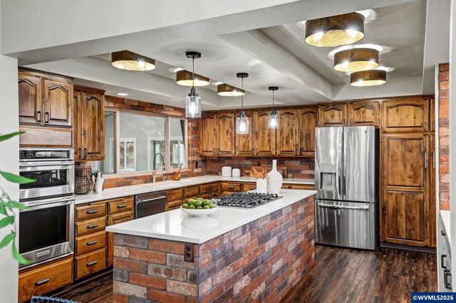 3586 Cherokee Dr S, Salem, OR 97302