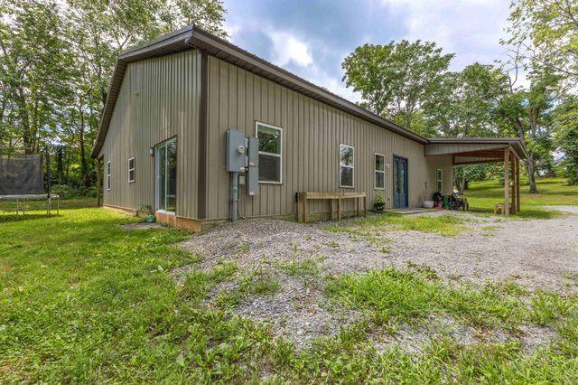 176 S Palmers Chapel Rd, White House, TN 37188