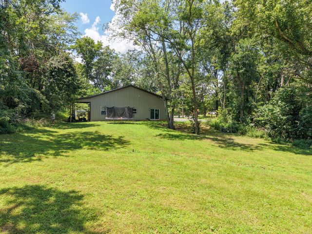 176 S Palmers Chapel Rd, White House, TN 37188