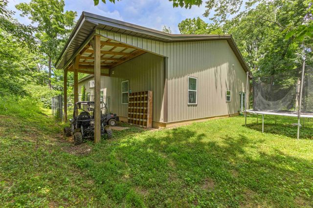 176 S Palmers Chapel Rd, White House, TN 37188