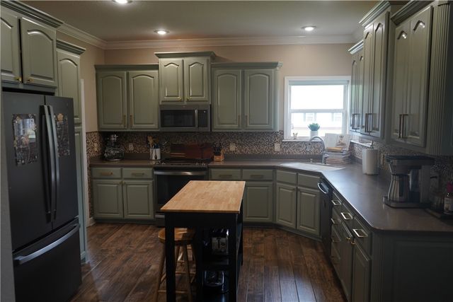 2303 W 7th Street, Russellville, AR 72801