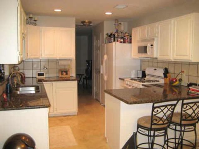 1215 Mabry Mill Road, Houston, TX 77062