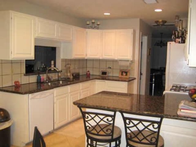 1215 Mabry Mill Road, Houston, TX 77062