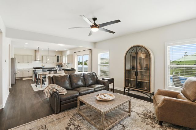 9967 Wisteria Lane, St. John, IN 46373