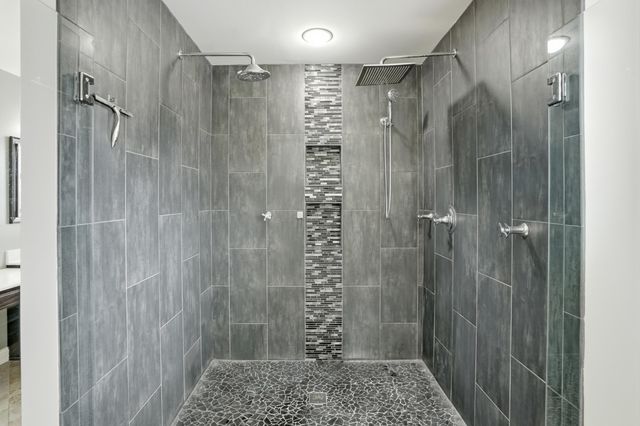 9967 Wisteria Lane, St. John, IN 46373