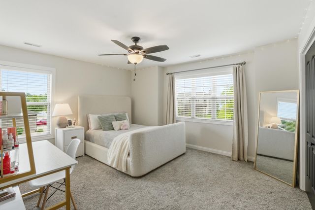 9967 Wisteria Lane, St. John, IN 46373