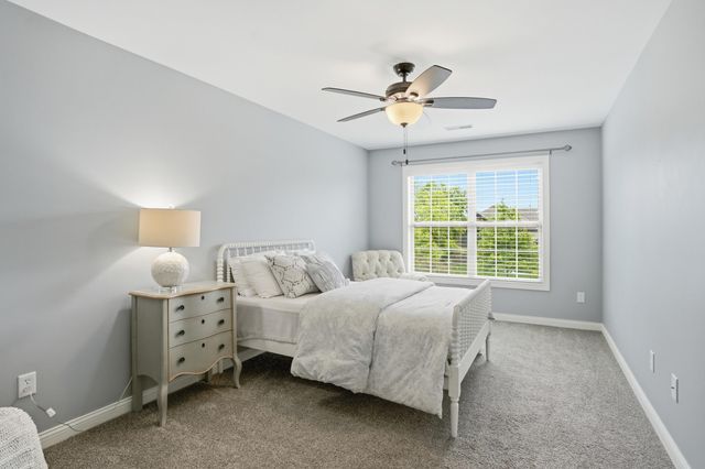 9967 Wisteria Lane, St. John, IN 46373