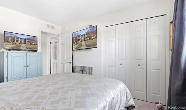 1744 Harrison Avenue C-5, Trenton, MI 48183