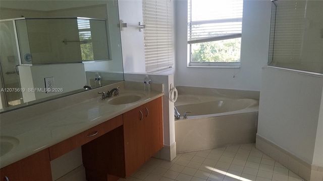 1934 NE 3rd Ct, Homestead, FL 33033