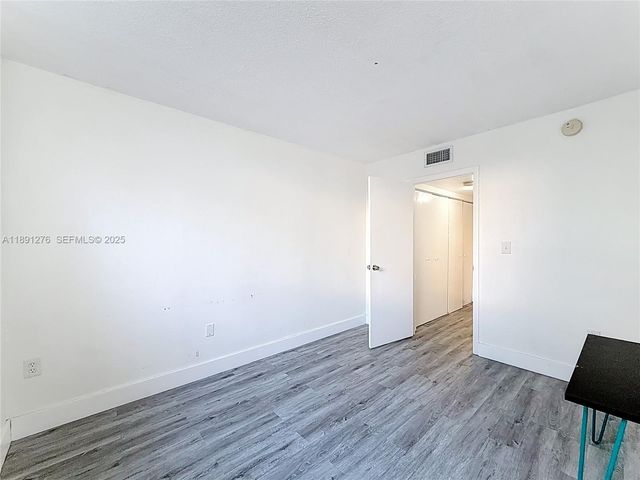 12500 NE 15th Avenue 105, North Miami, FL 33161