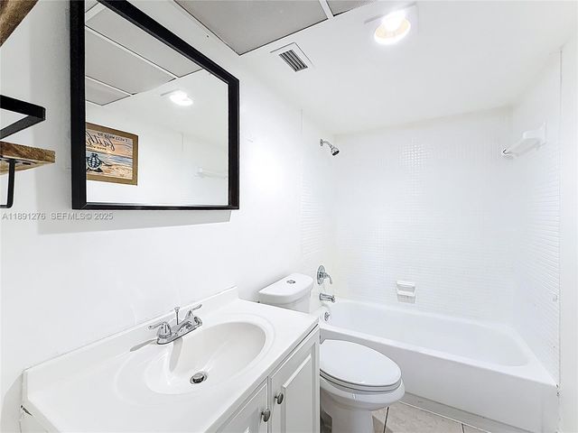 12500 NE 15th Avenue 105, North Miami, FL 33161