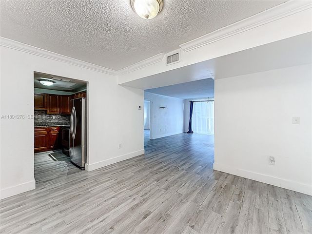 12500 NE 15th Avenue 105, North Miami, FL 33161