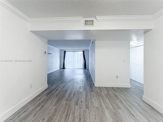 12500 NE 15th Avenue 105, North Miami, FL 33161