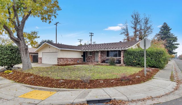 3549 Rosemont Dr, Sacramento, CA 95826