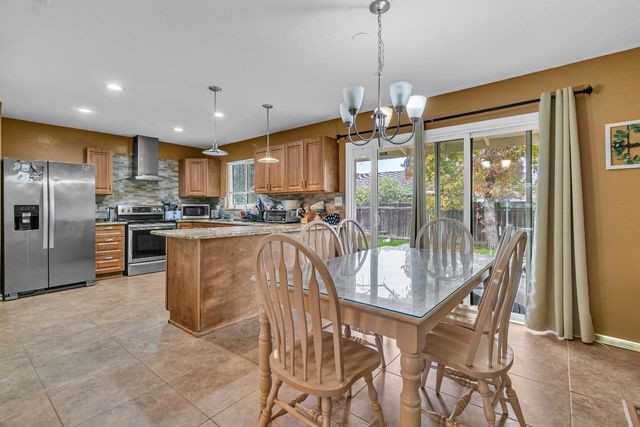 3549 Rosemont Dr, Sacramento, CA 95826