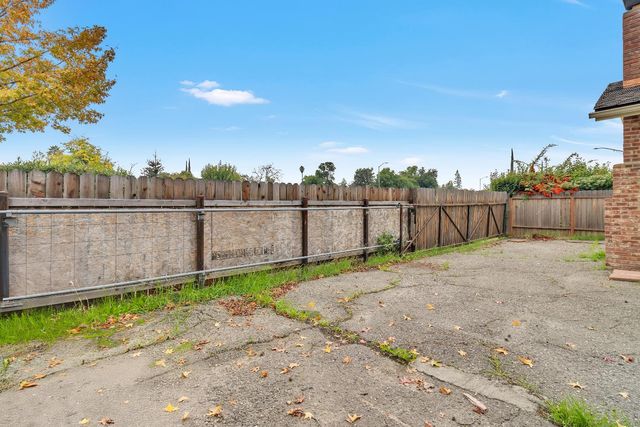 3549 Rosemont Dr, Sacramento, CA 95826