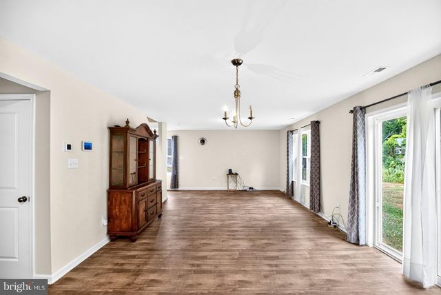 29 EISENHOWER DR, Bridgeton, NJ 08302