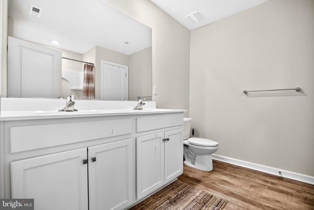 29 EISENHOWER DR, Bridgeton, NJ 08302