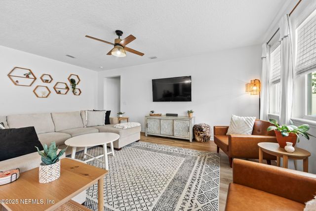 2195 HUDSON GROVE Drive, Jacksonville, FL 32218