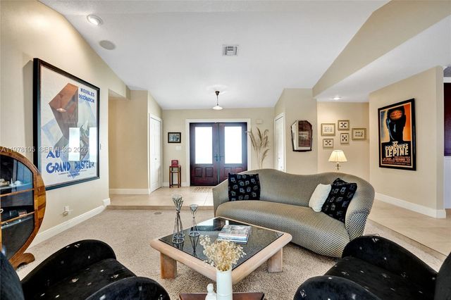 5093 NW 86th Way, Coral Springs, FL 33067