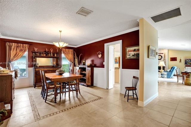 5093 NW 86th Way, Coral Springs, FL 33067