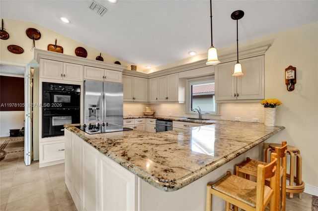 5093 NW 86th Way, Coral Springs, FL 33067