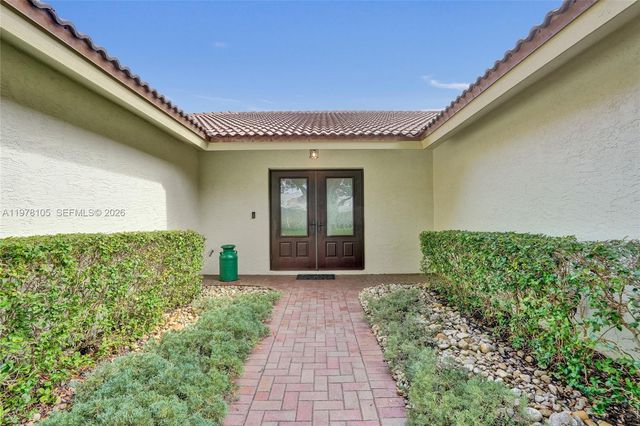 5093 NW 86th Way, Coral Springs, FL 33067