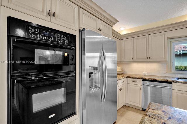 5093 NW 86th Way, Coral Springs, FL 33067