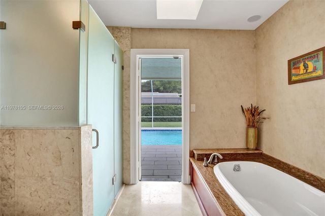 5093 NW 86th Way, Coral Springs, FL 33067