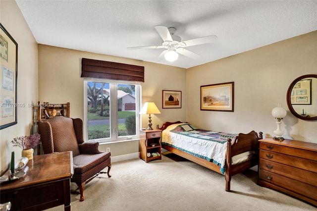 5093 NW 86th Way, Coral Springs, FL 33067