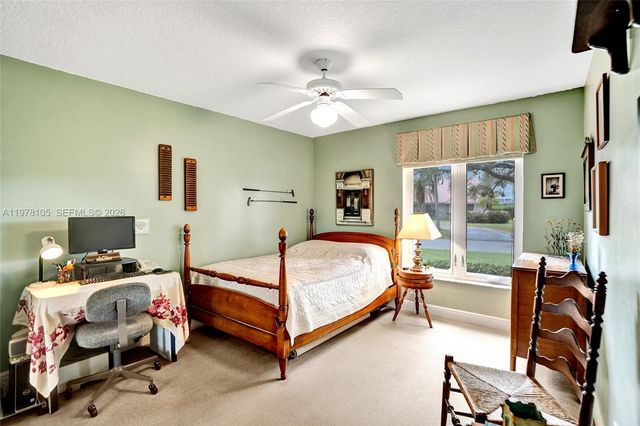 5093 NW 86th Way, Coral Springs, FL 33067