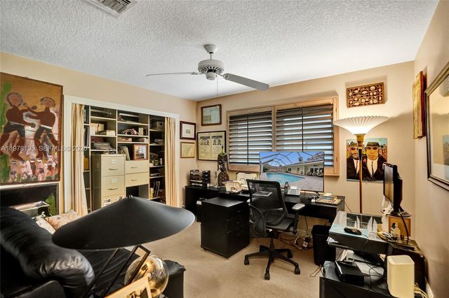 5093 NW 86th Way, Coral Springs, FL 33067