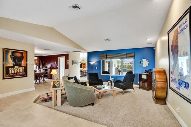 5093 NW 86th Way, Coral Springs, FL 33067