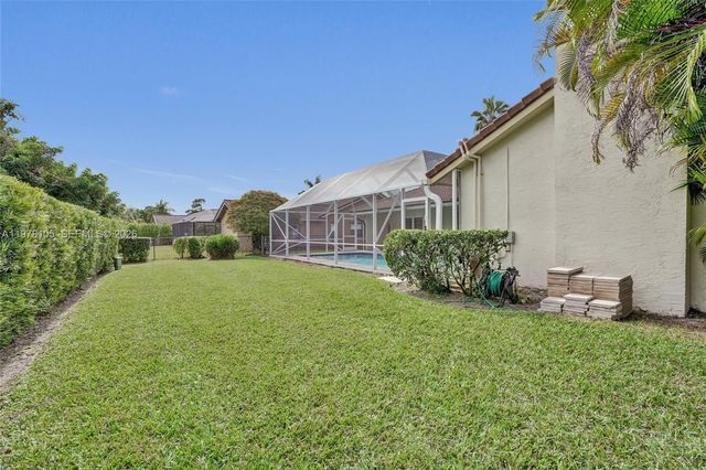 5093 NW 86th Way, Coral Springs, FL 33067