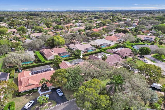 5093 NW 86th Way, Coral Springs, FL 33067