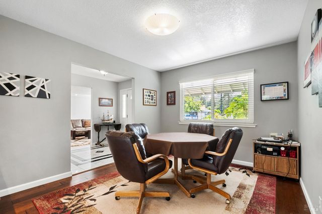 477 N Meadowview Ct, Vacaville, CA 95688